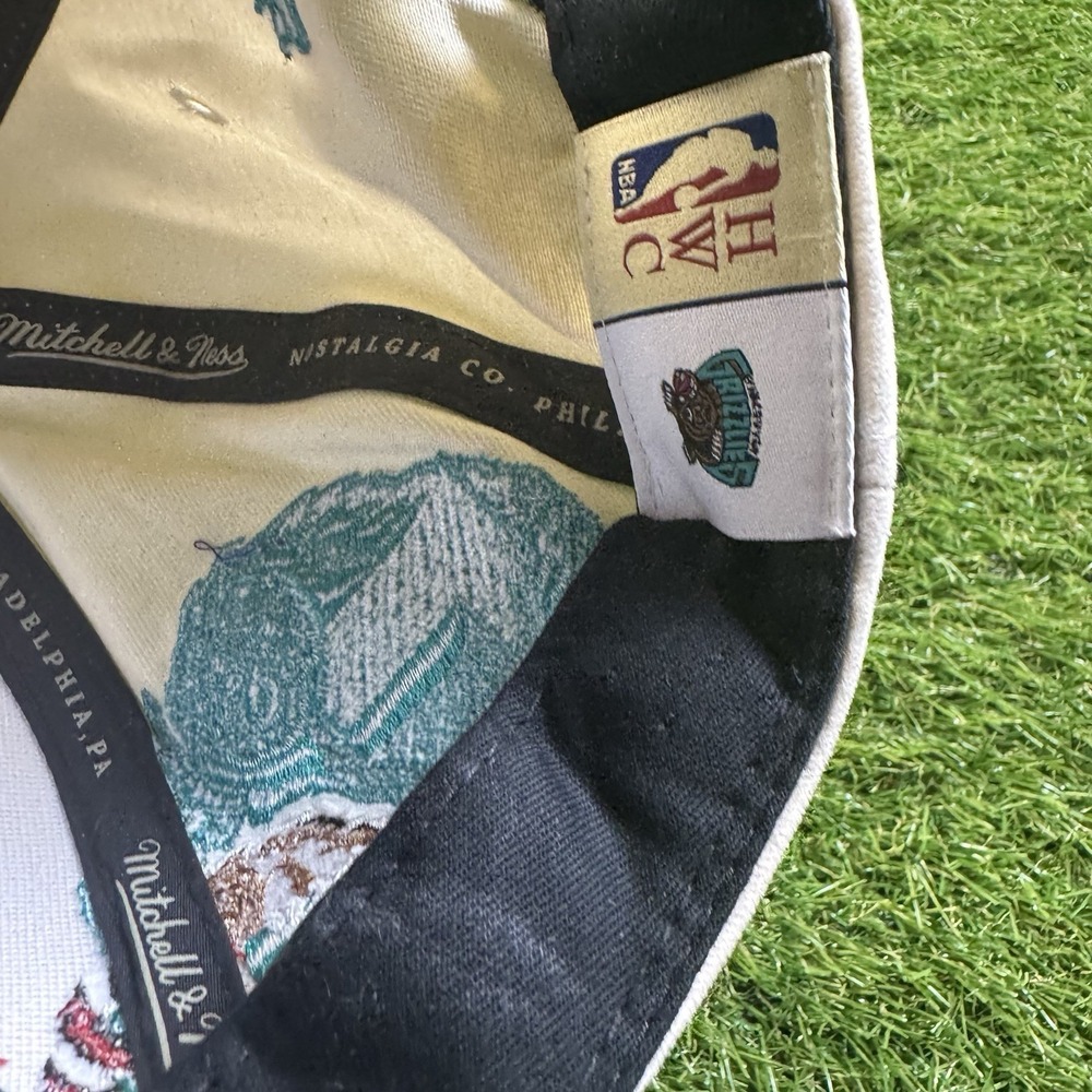 Mitchel & Ness Vancouver Grizzlies Hardwood Classics Snapback Hat NBA 1996 Draft - Picture 7 of 9